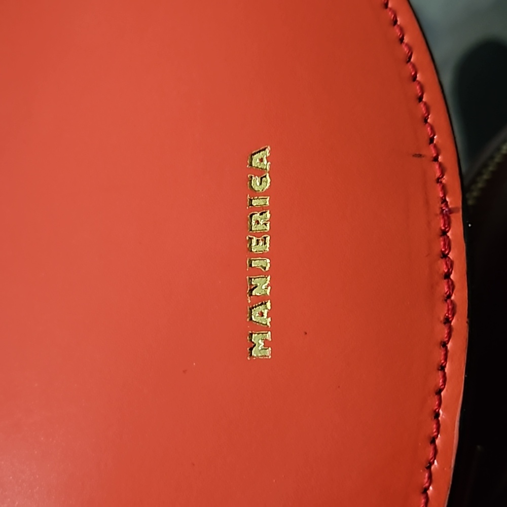Round Purse - Picture 10 of 13